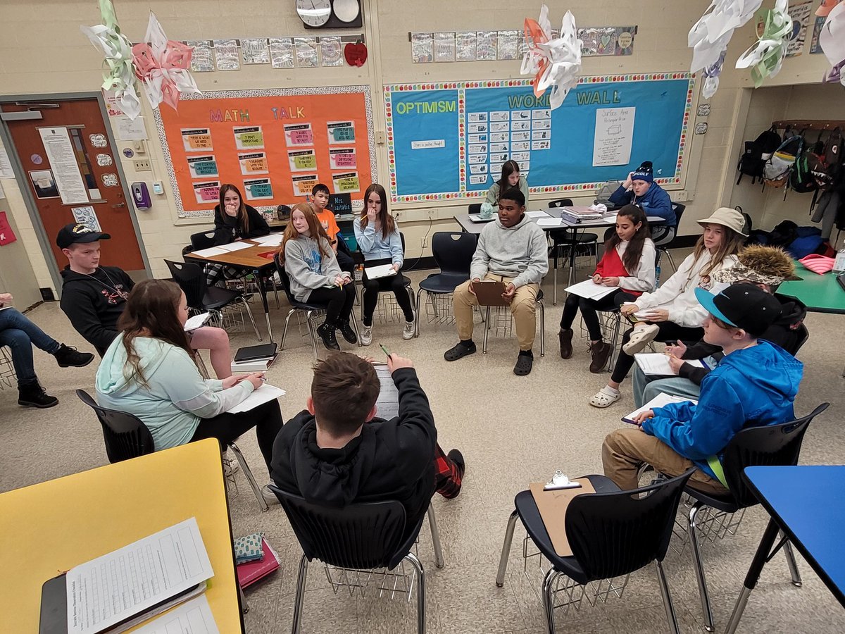 Mrs. Zemaitatis and Mrs. Thomas' sixth grade students engaged in a Socratic Seminar about invasive species during their science class today.  #reutterrocks <a href="/franklintwpsch/">Franklin Twp Schools</a>
