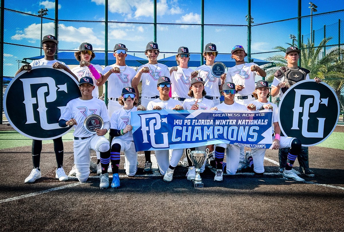 PLAYER SPOTLIGHT
Give it up for Moises and Brandon! They are members of our 14U Olasin team that won the PG Winter Nationals event! Both were named MVPs; one for pitching MVP and one for overall MVP!

#nofear #swingaway #homerun #playball #baseballislife #WGNF
