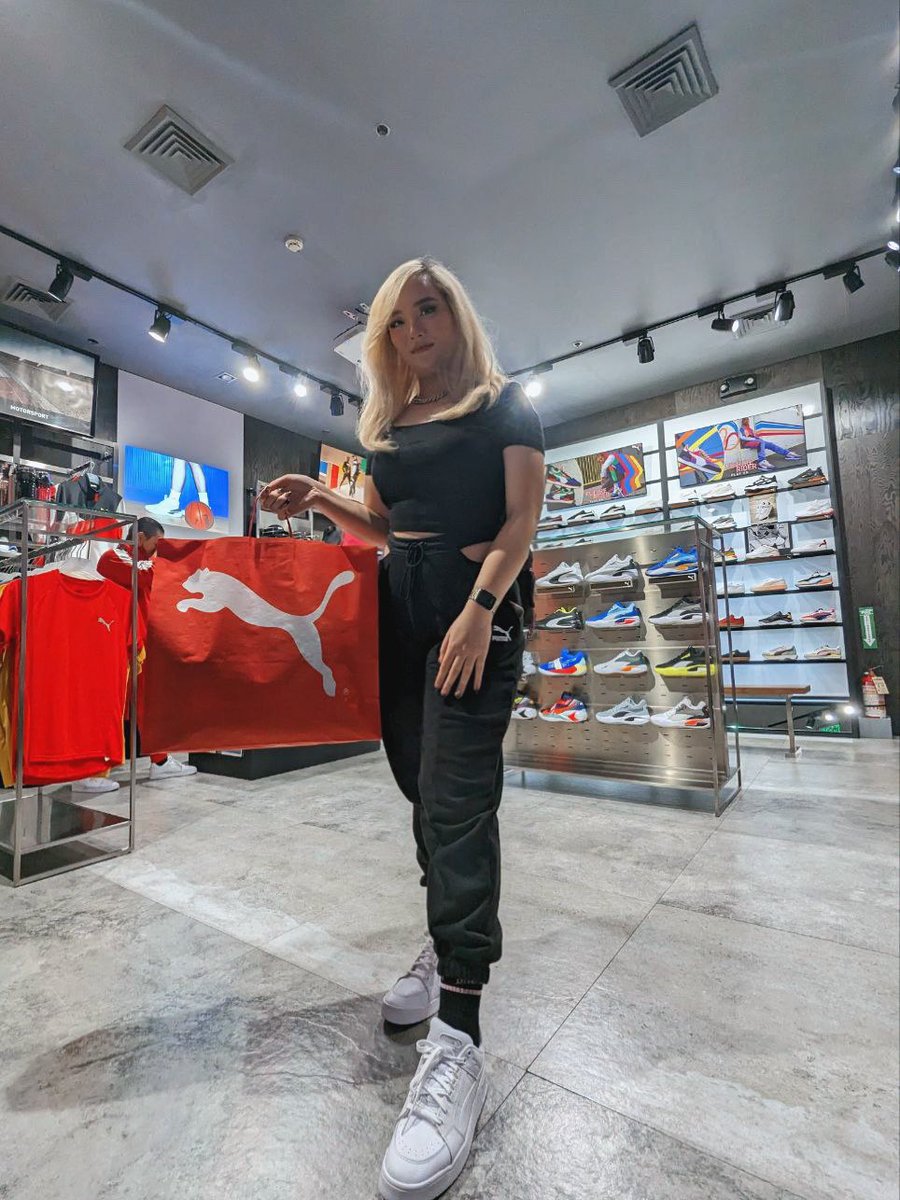 djalice1075's tweet photo. Always making moves and braving big steps with @PUMAPH_official 🐅

#PUMAPH #CATInc #BigCatEnergy https://t.co/duM6YTpiEg