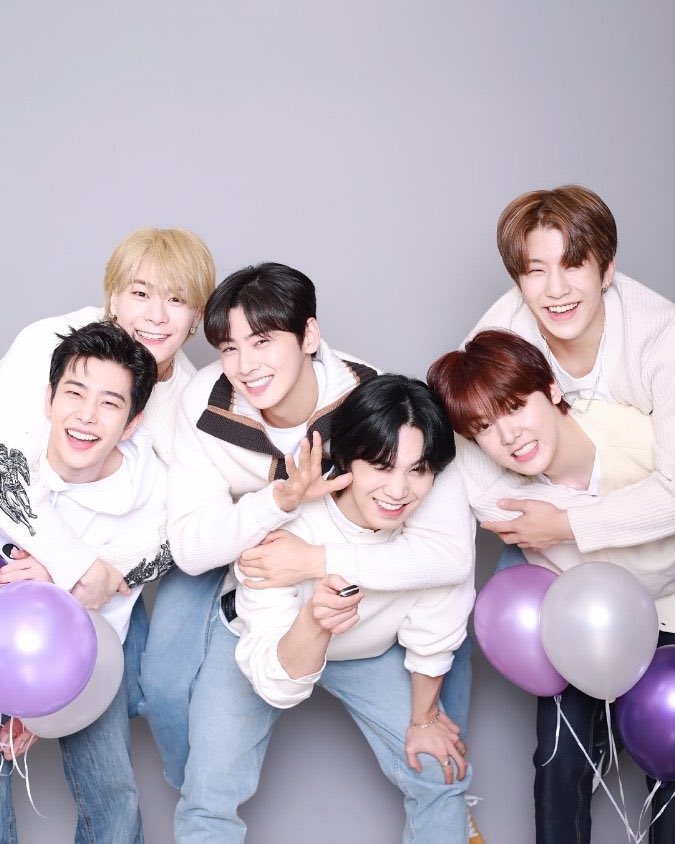 rohaprotector's tweet image. 💜 #아스트로 영원히 6별 💫

#엠제이 #진진 #차은우 #문빈 #라키 #윤산하