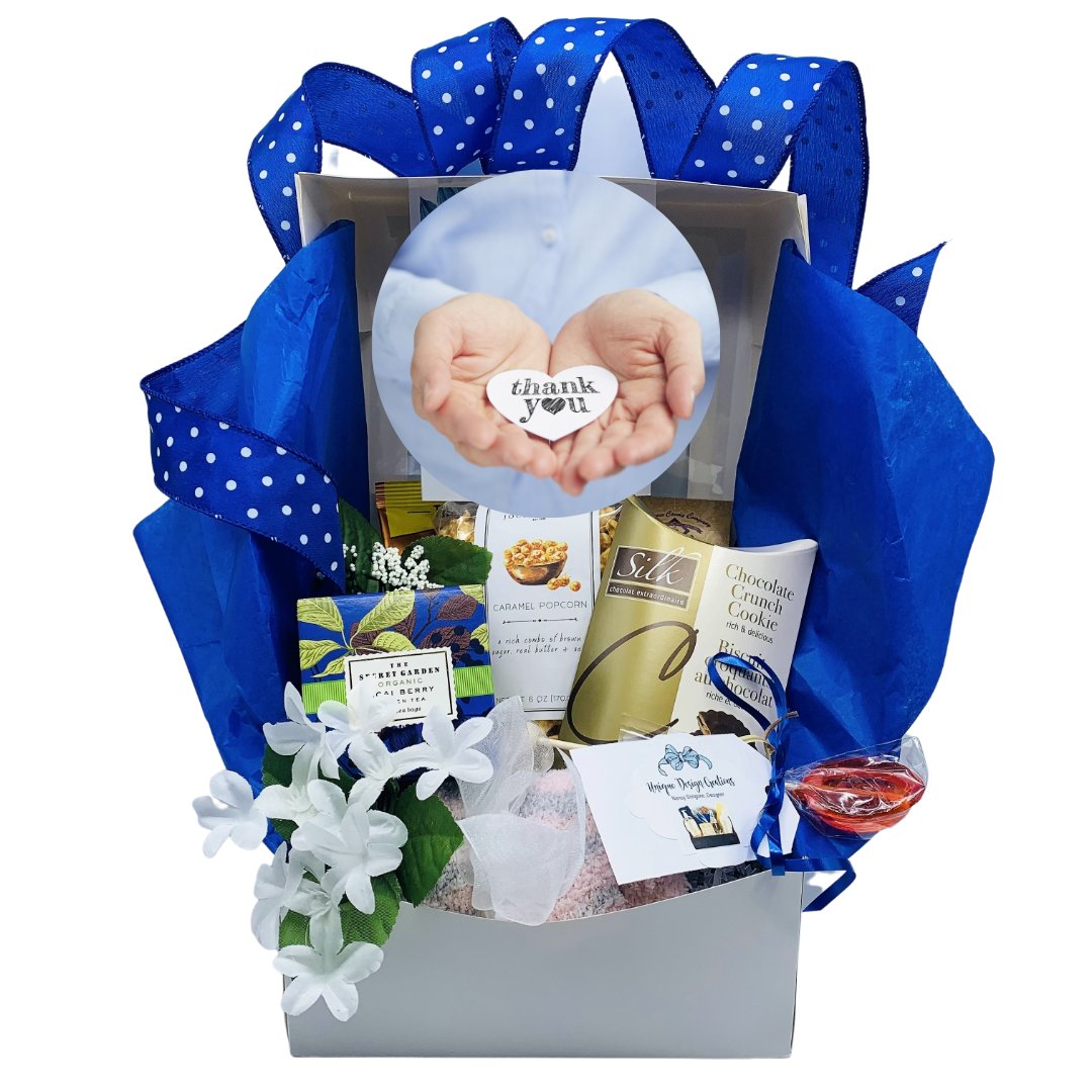 Employee Appreciation Day, Friday, March 3rd. How are you going to thank your employees? Let me save you time, order today on our website: uniquedesigncreations.com #employeeappreciation #employeegifts #corporategifting #businessgifting #alloccasiongifts #giftbaskets #giftboxes