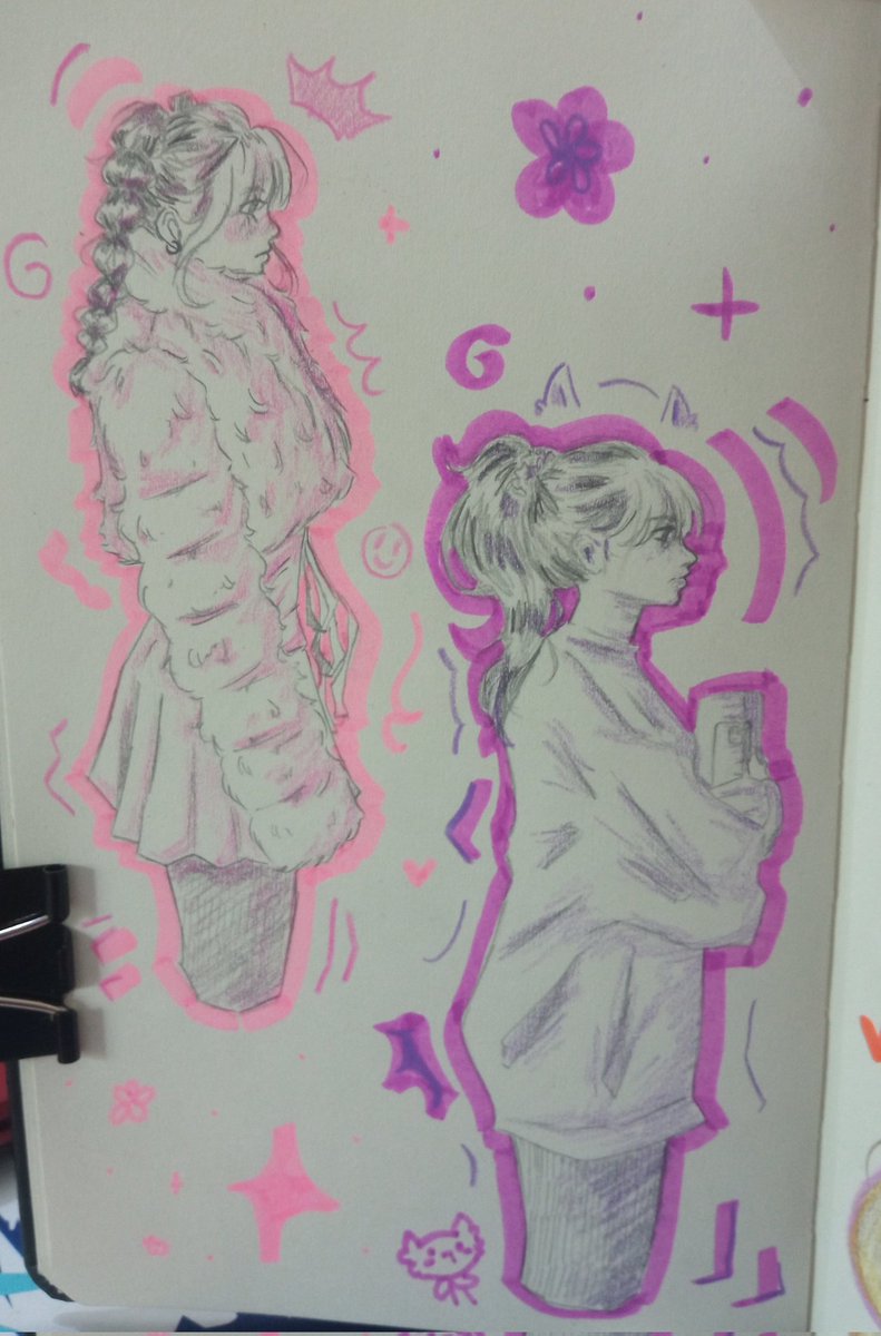 On_Draws_'s tweet photo. ¡Hoy es el cumpleaños de @arigameplays linda 💗!

Aprovecho de subir estos dibujos que hice de ella ya que me gustaron mucho sus outfits y tenía q dibujarla 😪.

Tqm Ari te deseo el mejor de los cumpleaños y que tengas un excelente día 💗💗💗💗. https://t.co/JZrmHNAley