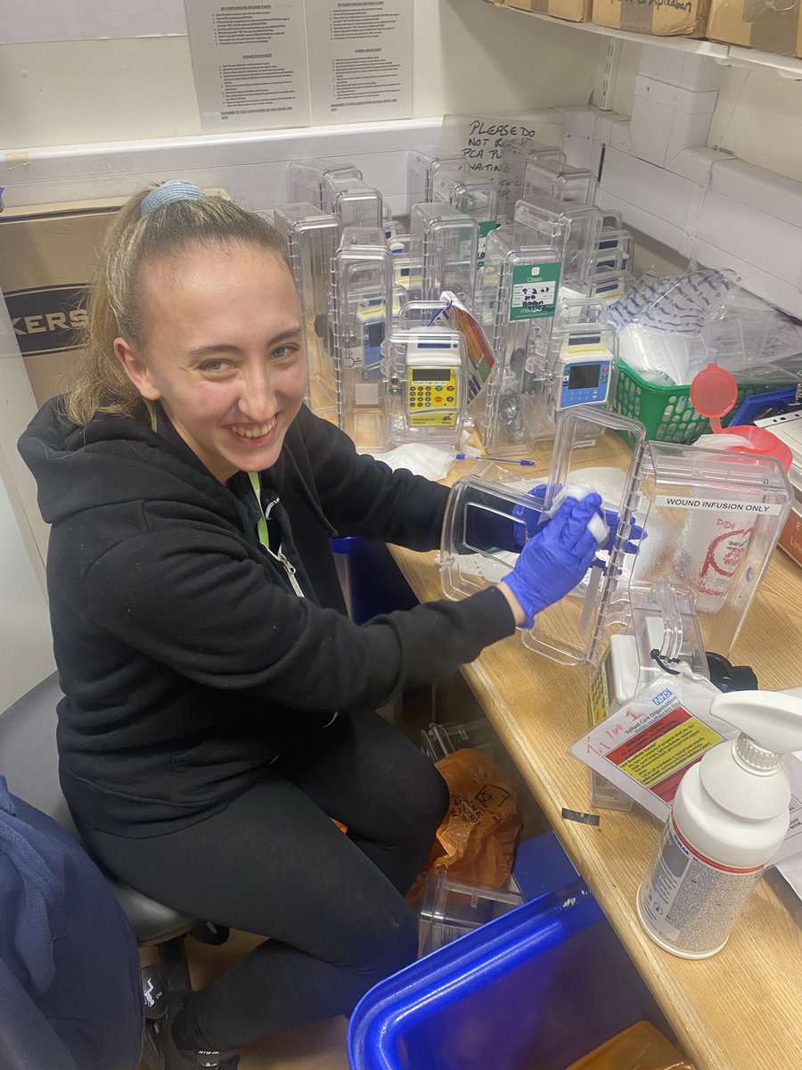 Amazing start to the week! 🤩Kaci (left) started her working interview for Housekeeping and Faye (right) was offered permanent position with the Pharmacy department! Both at <a href="/SalfordCO_NHS/">Salford Care Organisation</a> 🥳