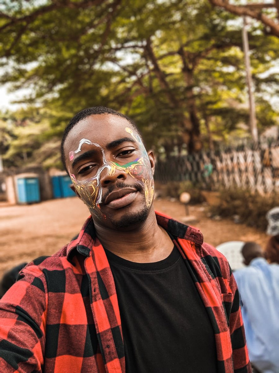 Manuel_Karim_'s tweet image. #FaceArt 
#LearnToCreate by @lionvisuals