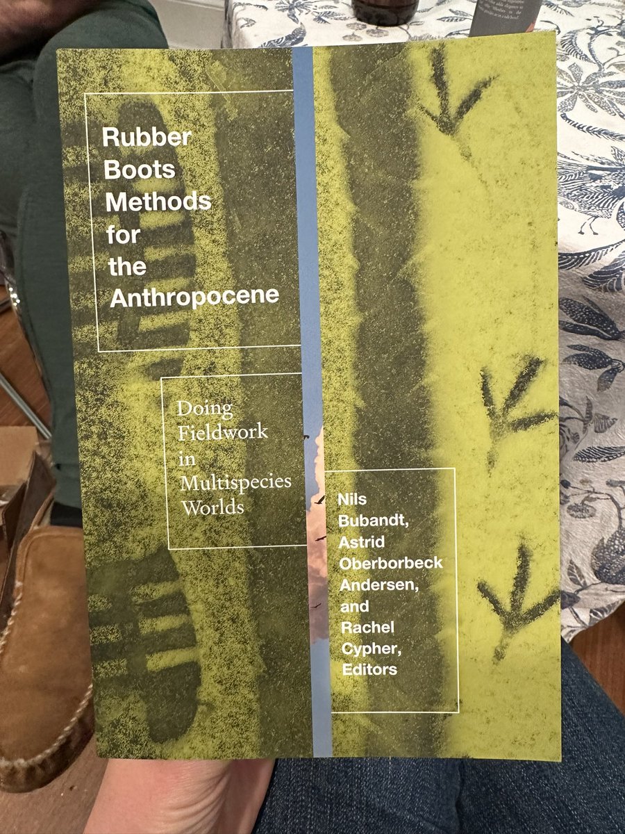 How do we do fieldwork in the Anthropocene? Our new volume offers methods based on curiosity, critical description, and collaboration. Co-edited with <a href="/Astridoa/">Astrid Oberborbeck Andersen</a> and <a href="/NilsBubandt/">Nils Bubandt</a> with chapters from <a href="/Pierre_L_duP/">Pierre L du Plessis</a> <a href="/harsh_co/">harshavardhan bhat</a> &amp; more, edited and pub’d with <a href="/noctambulate/">Doug Armato</a> and <a href="/UMinnPress/">U of MN Press</a>