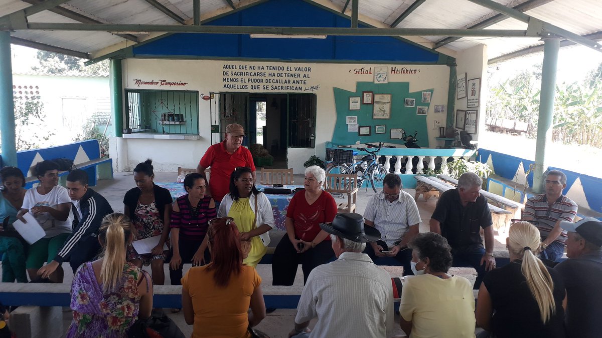 GuzmanCool6's tweet photo. Prosigue el recorrido de las Candidatas a Diputadas a la @AsambleaCuba, ahora en la CCS "José Castellanos" en el poblado Jibacoa. #MejorEsPosible #SantaCruzdelNorte #Mayabeque @miriambsarroca @BYuniaky @TamaraVBenitez @PalenzuelaOliva https://t.co/tqsLytsYGU