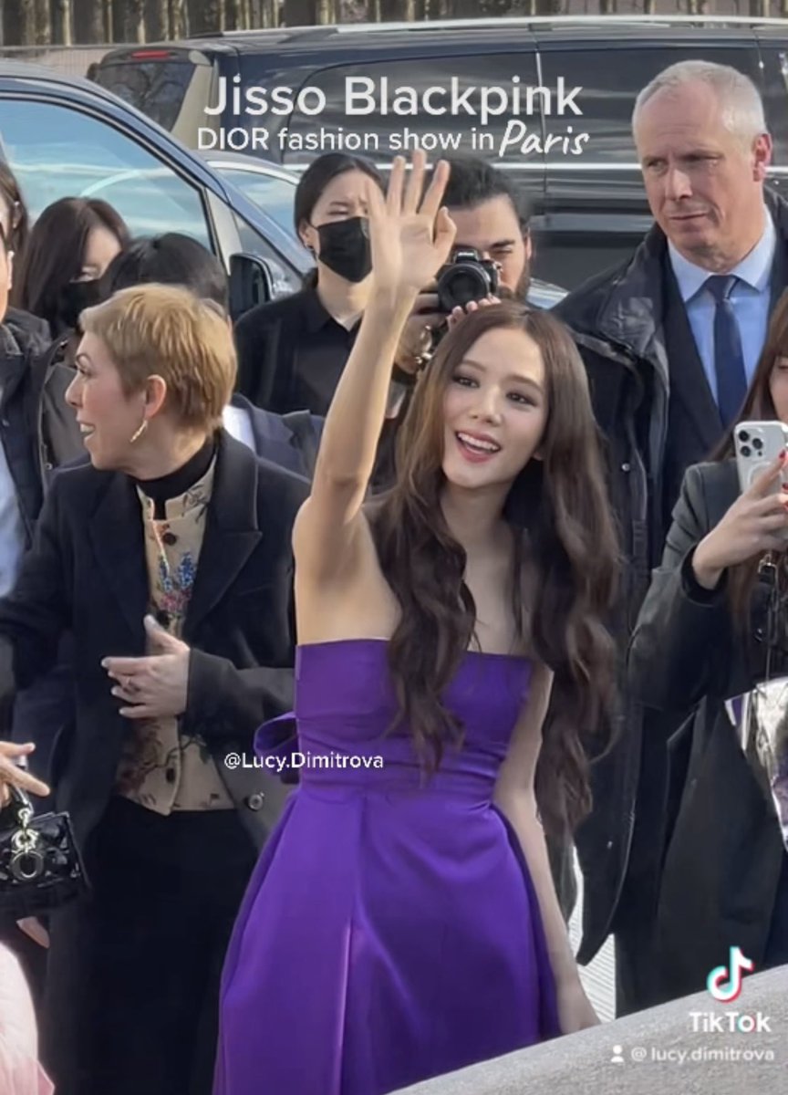 LucyDimitrova's tweet photo. #JISOO #isooXdior
#JISOODiorAW23 #DiorAW2023
#DiorAW23 #jisoodior
JISOO BLACKPINK at CHRISTIAN DIOR fashion show in Paris 2023, Paris Fashion Week Womenswear Fall Winter 2023 - 2024, PFW 2023
Women's Collection💜 https://t.co/dJZfcbb6i5