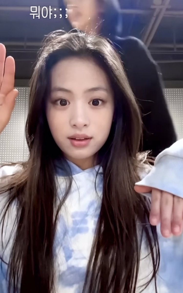 AHYLOOKS's tweet photo. CUTIE
#BABYMONSTER https://t.co/jBWQIjVK6E