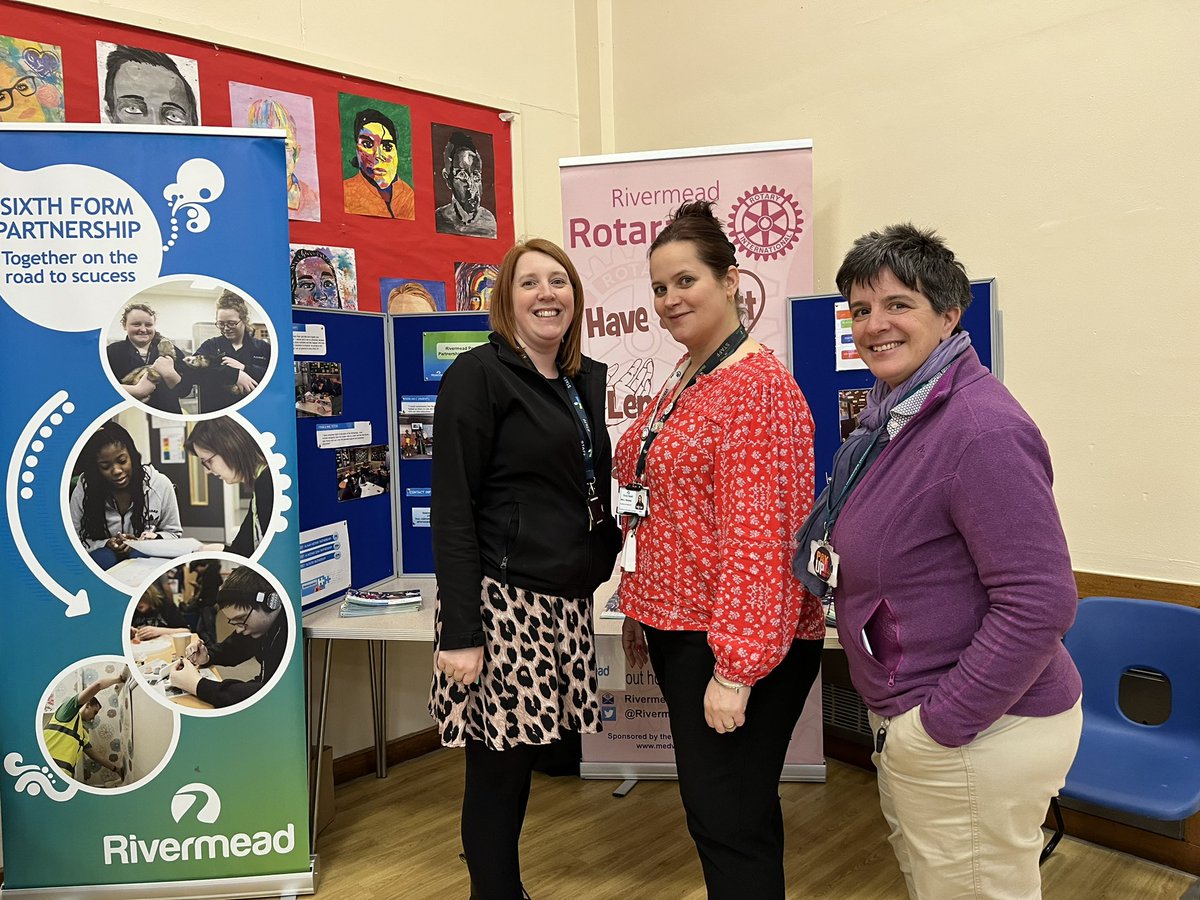 Visiting <a href="/FortisTrust/">Fortis Trust</a> for Bradfields Academy Options Evening. #send #post16
