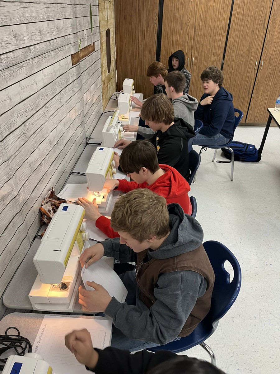 EthanLensch's tweet photo. Mrs. Lange has these students learning many skills needed for #SingleSurvival! https://t.co/fGjimmRHpX