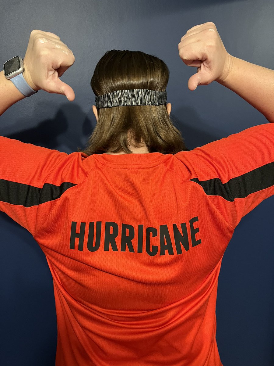 Pre work out! Loving the  🌪️ T-shirt @NicolaHopewell  #TeamHurricane