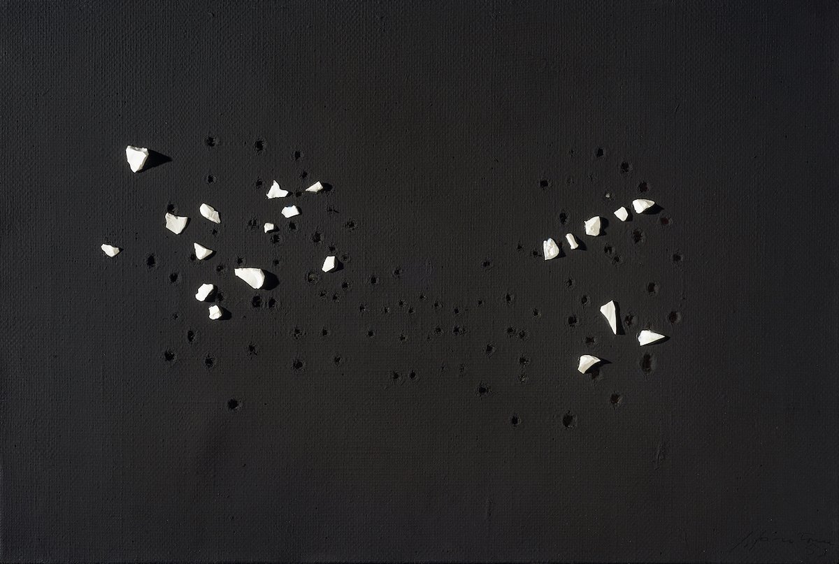 ArtsMediaAlerts's tweet image. Find @MazzoleniArt at @TEFAF #Maastricht 2023 with a collection of leading European Post-War artists including Lucio Fontana (pictured), considered the father of #Spatialism

#TEFAF opens 11-19 March
Mazzoleni | Booth 402
Tickets can be bought online at tefaf.com