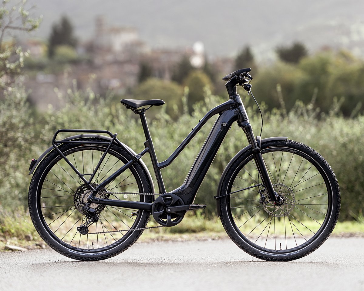 Discover new adventures with the all-new Explore E+.

A powerful new SyncDrive motor delivers ample power output. The EnergyPak battery system allows the system to run cooler, giving greater range capabilities.

Learn more → fal.cn/3wbvo

#DiscoverMore #RideUnleashed