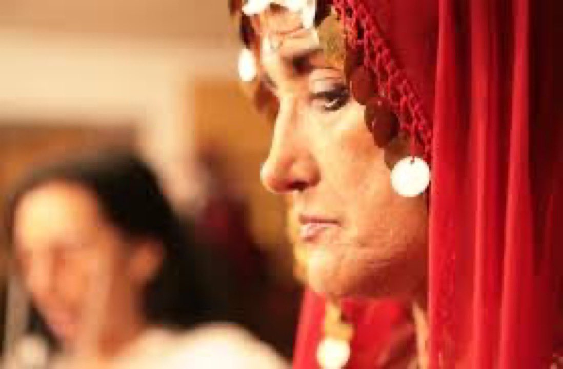 Gracias maestra @patriciaarizaflorez “Seguiremos haciendo arte para la vida” @gustavopetrourrego quien va continuar con la labor de transformación artística y cultural que venia haciendo nuestra ministra tan necesaria para la paz?
<a href="/mincultura/">MinCultura Colombia</a> #GraciasPatriciaAriza