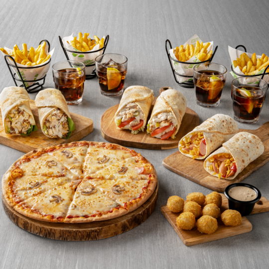 ABC_Lebanon's tweet image. Taste the super sharing combos of @zaatarwzeit 💚👈🏻 Swipe left for more 

#ABCLebanon #ZaatarWZeit