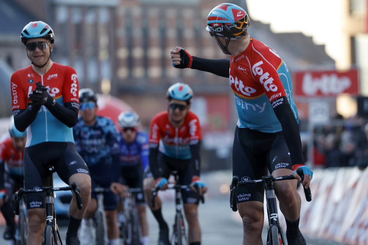 🇧🇪 #GPSamyn

This picture says it all! 

What an amazing job by the team today 🤩