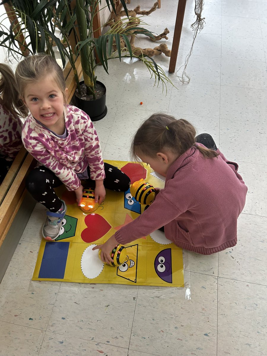 Johanna Burton tweet media