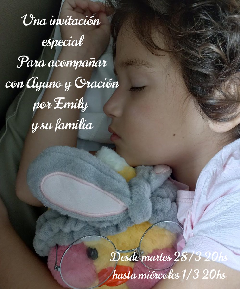 Mensaje de sus padres:
Queremos compartir la necesidad ante el delicado estado de la salud de Emily y para fortalecer, no solamente su salud física, sino también rogar y suplicar a Dios por fortaleza espiritual, tanto de sus papás, hermanitos, familiares y amigos.