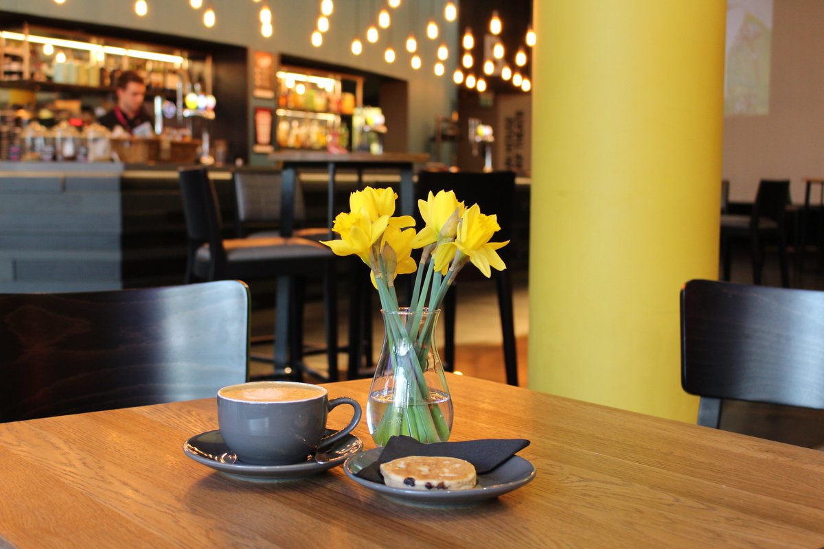 Sherman Cafe Bar (@shermancafebar) on Twitter photo 🏴 Dewch i Far Caffi'r Sherman yfory am baned hyfryd o dê neu <a href="/CoaltownCoffee/">Coaltown Coffee</a> ar Ddydd Gŵyl Dewi tra i ni chwarae miwsig Cymraeg yn ein cyntedd trwy'r dydd 🏴 🏴 Dewch i Far Caffi'r Sherman yfory am baned hyfryd o dê neu <a href="/CoaltownCoffee/">Coaltown Coffee</a> ar Ddydd Gŵyl Dewi tra i ni chwarae miwsig Cymraeg yn ein cyntedd trwy'r dydd 🏴
