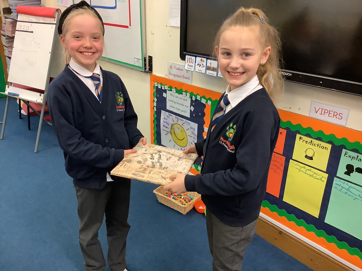 NPSMrsHandMrsD's tweet photo. Year 4 excitedly opening new books for the class as part of our world book week celebrations. #NPS4DH #NPSReading https://t.co/e1buaGs5sb