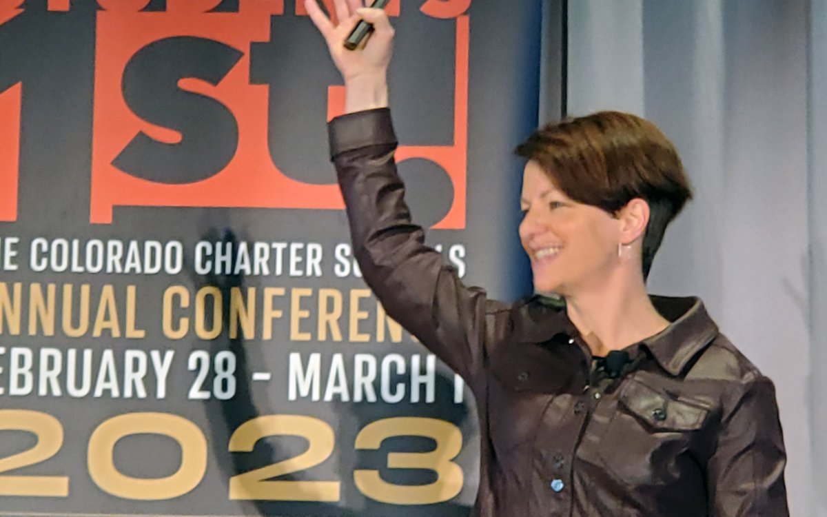 COCharterSchool's tweet photo. Keynote speaker, @amandaripley: conflict is essential; it's how we grow stronger. 💪The key to navigating it is taking a series of counterintuitive actions in your schools, board meetings, neighborhoods & even in your own head. 🏫 #colorado #education
#COCharterConference https://t.co/xNWoIB0beU