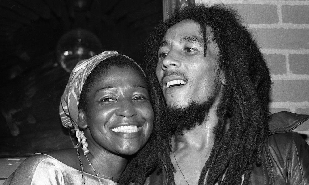 westindimade's tweet photo. Bob Marley was once asked if there was a perfect woman. He replies: Who cares about perfection? Even the moon is not perfect, it is full of craters. The sea is incredibly beautiful but salty and dark in the depths. The sky is always infinite, but often cloudy. So, everything that is beautiful isn't perfect, it's special. Therefore, every woman can be special to someone. Stop being "perfect", but try to be free and live, doing what you love, not wanting to impress others. I just love this!