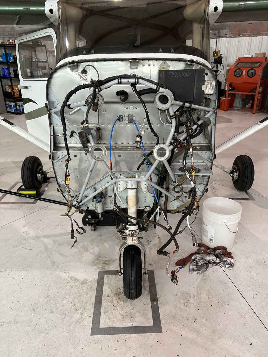 Take a look behind the scenes with the addition of a sweet new engine! Our maintenance team treats us well! 🛠️#TechnicianTuesdays 

#FlyMcAir #Pilot #Airplane #Aviation #Colorado #Cessna #Plane #Flight #FlightSchool #FlightTraining #Aircraft #SkyHawk #G1000