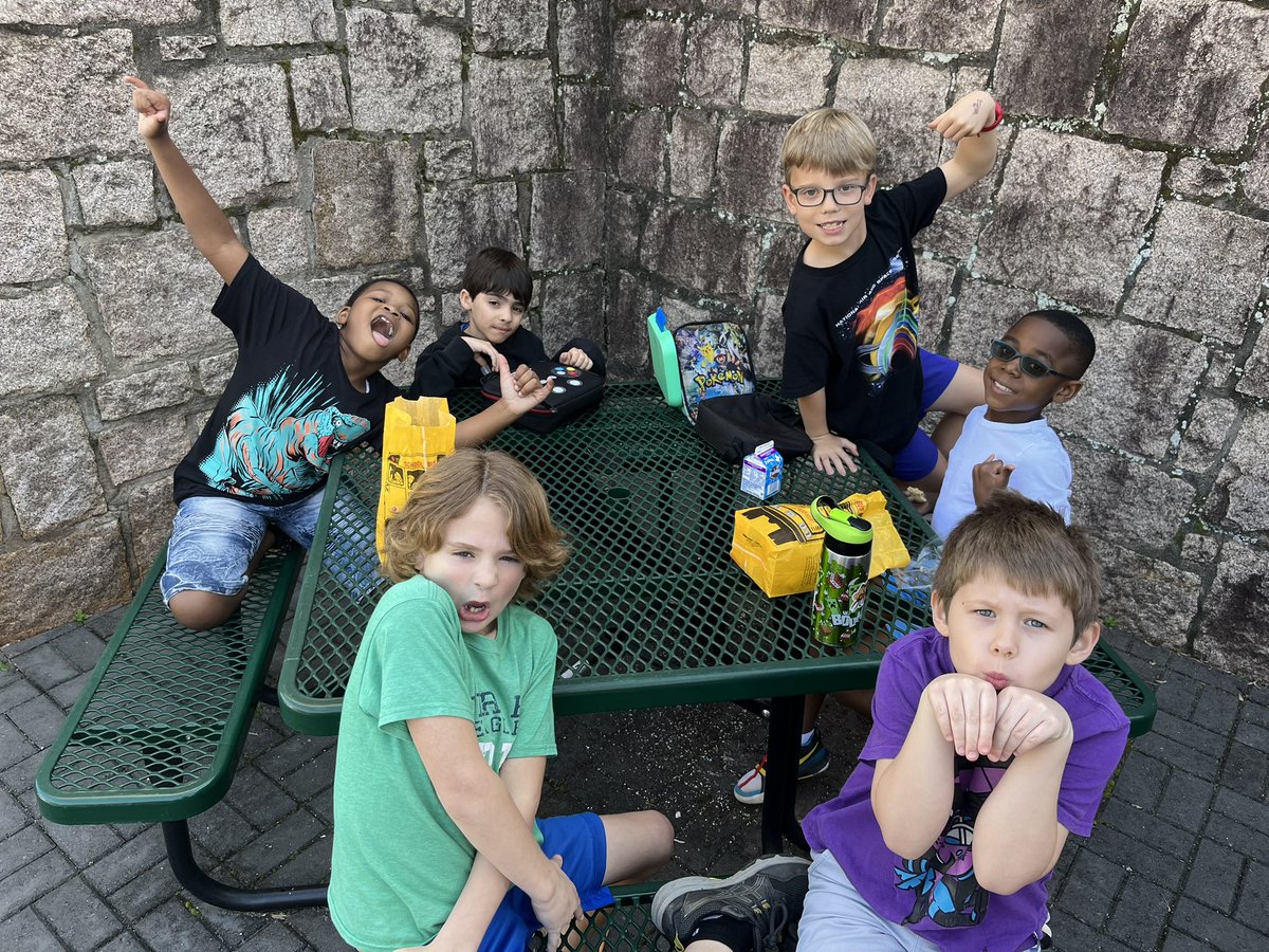 Had a BLAST🚀 on our field trip to the Fernbank Planetarium today!!