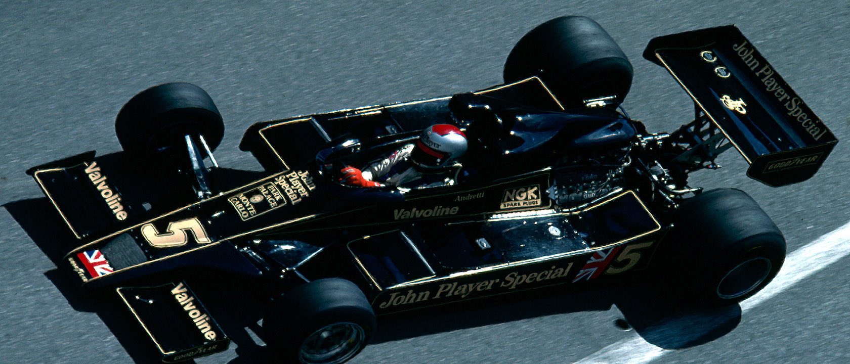 Happy birthday to one of the most versatile drivers ever - Mario Andretti. 