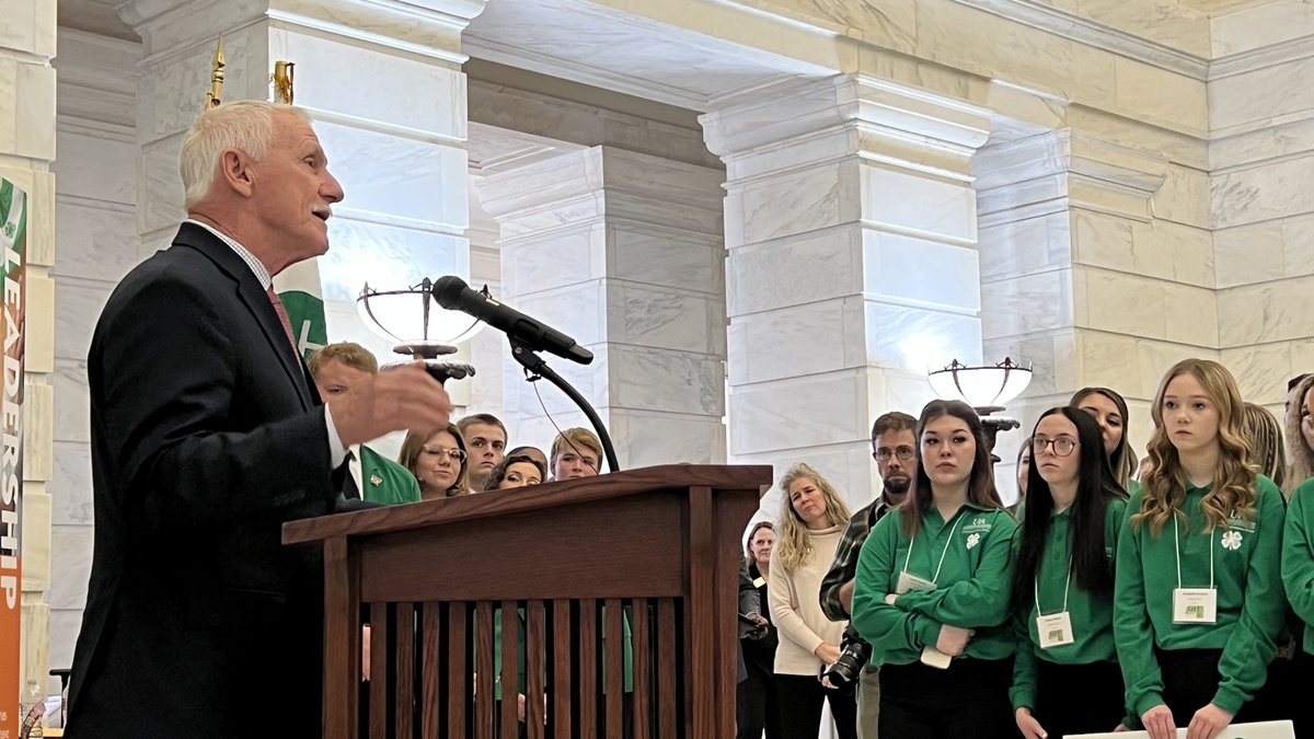 UA System Div of Ag (@aginark) on Twitter photo .<a href="/Arkansas4H/">Arkansas 4-H</a> members hearing from their constitutional officers today <a href="/LGRutledge/">Leslie Rutledge</a> Mark Lowery and Tommy Land this morning as part of 4H Day at the Capitol.
<a href="/AR_Extension/">Arkansas Cooperative Extension Service</a> .<a href="/Arkansas4H/">Arkansas 4-H</a> members hearing from their constitutional officers today <a href="/LGRutledge/">Leslie Rutledge</a> Mark Lowery and Tommy Land this morning as part of 4H Day at the Capitol.
<a href="/AR_Extension/">Arkansas Cooperative Extension Service</a>