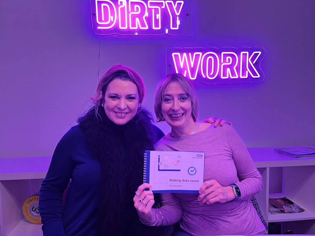 Very exciting day visiting <a href="/dirty_design/">Dirty Design</a> planning the next Making Data Count adventure <a href="/asmith6/">Adam Smith - @asmith6uk.bsky.social</a> <a href="/NikkiGlondon/">Nikki Greenwood</a> More #plotthedots news soon 😁