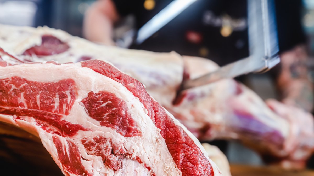 Fresh cuts are being made daily in the Grove.  At BEAST Butcher &amp; Block, we work weekly with whole animals from local Missouri farms to give you the freshest pasture-raised meat in St. Louis. 

#wholeanimalbutchery #steak #dryage #sirloin #tbone #butcher #butchering #saltchamber