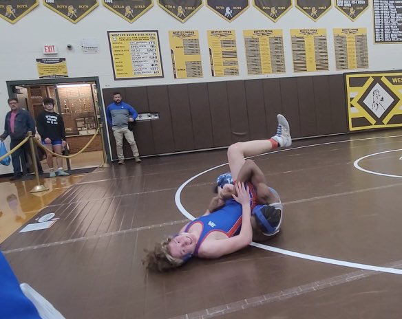 NateHambrick25's tweet photo. Went 3-1 On The Day. Got A Pin And Wrestled Hard. District Qualified And Made School History. https://t.co/YGNJGfg1Uf