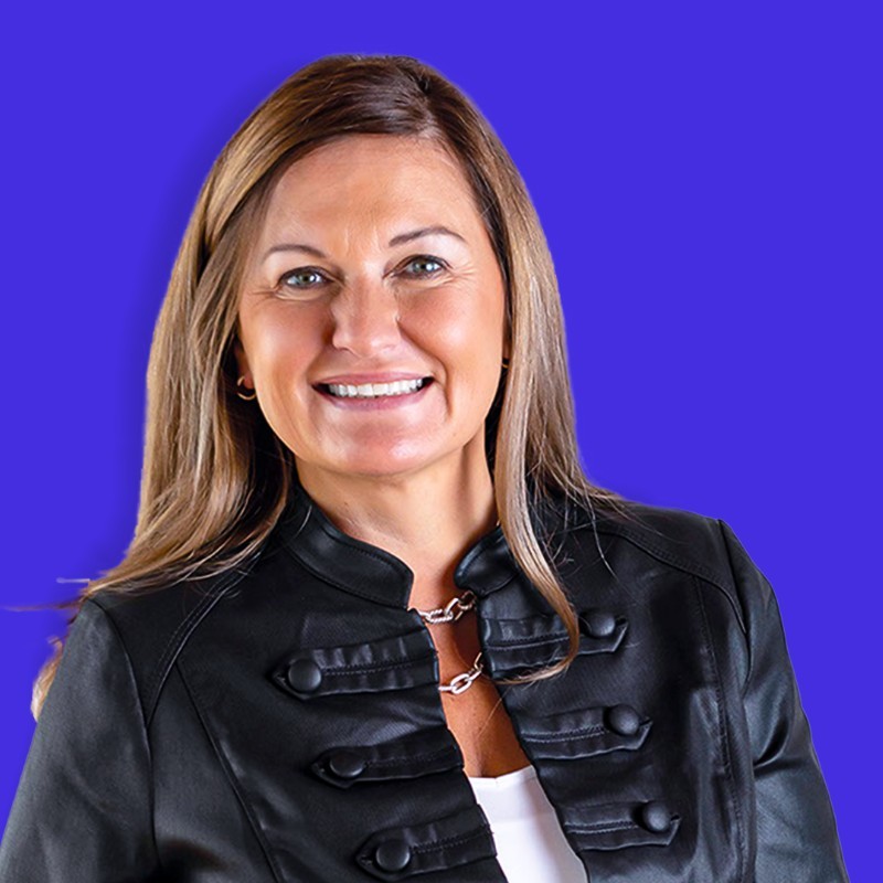 Congrats to the #CTO of @cariad_tech LYNN LONGO leading the journey for software innovation in #automotive!

See the full list: autoxreport.com/autoxreport-ex…

#Volkswagen #CARIAD @autoXreport #transportation #autosoftware #connectedcar @compassintel #connectedvehicle #autotech #iot