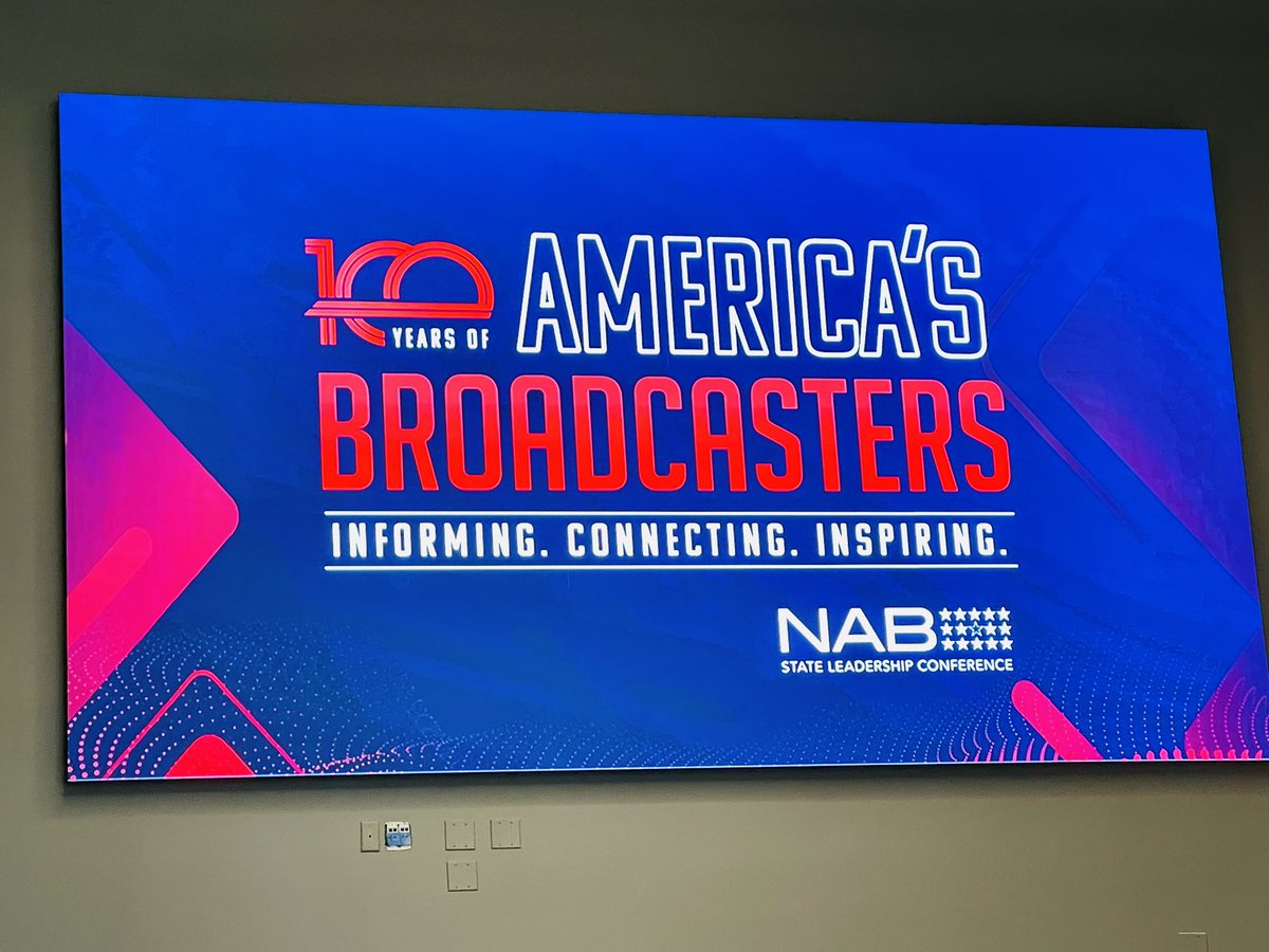 AmyCalvert's tweet image. A great day representing the great state of Oklahoma &amp;amp; the best SCRIPPS &amp;amp; 2News Oklahoma KJRH!  So love hanging out with our own Bob Carpenter &amp;amp; the Oklahoma delegation.#wearebroadcasters