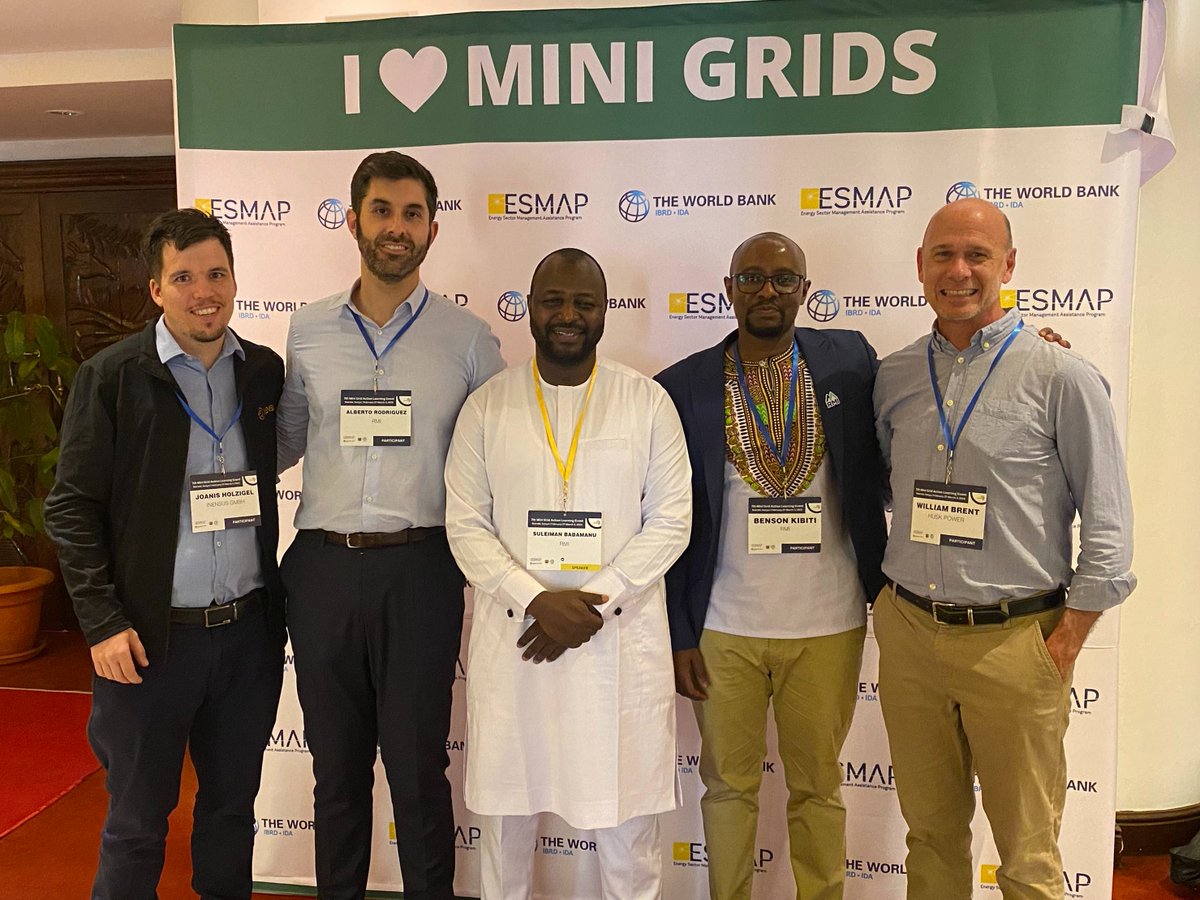 Day 2️⃣ at the 7th Mini Grid Action Learning Event! 🙌⚡

Our Nigeria Director <a href="/sbabamanu/">Suleiman Babamanu</a> spoke on the role of interconnected #minigrids, and how they can profitably improve #EnergyAccess in rural communities while allowing DisCos to focus investment in urban areas.