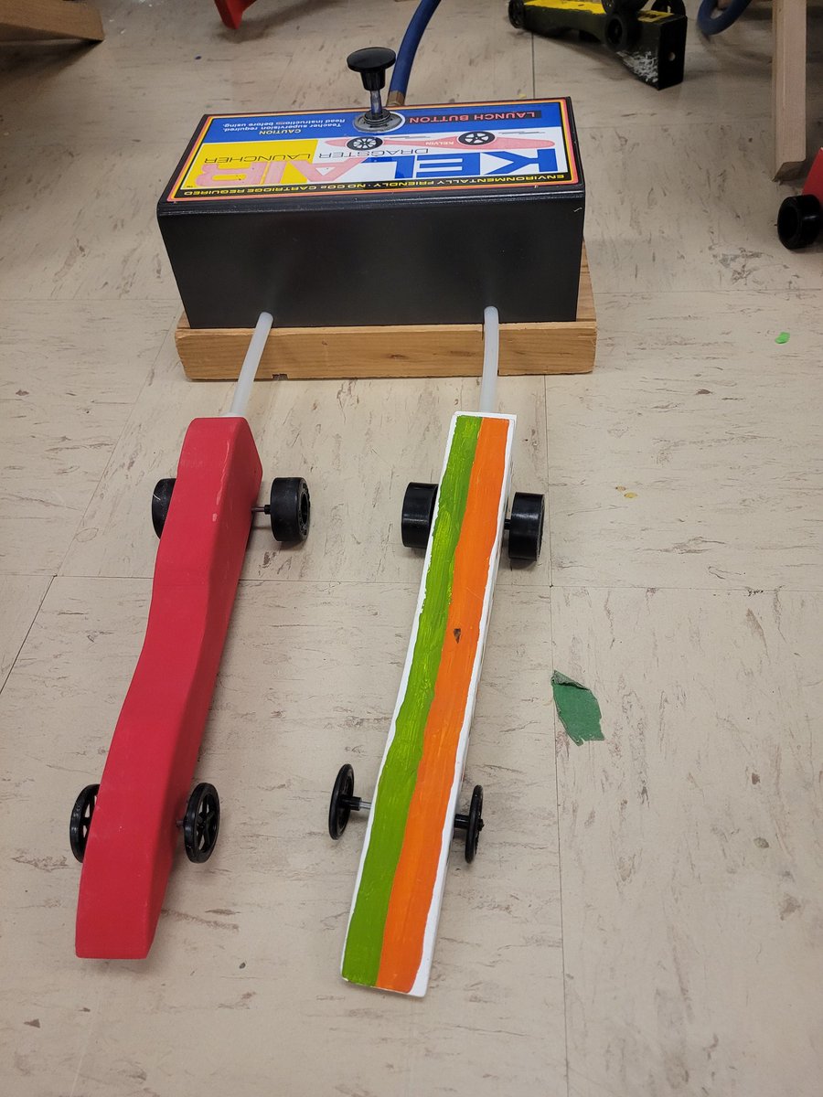 JRedmondtech's tweet photo. @RLJH_HRSB 911 is off to the races!  Stay tuned for the finals next week! @TILTHRCE @HRCE_NS https://t.co/Hvl9kXyDM3