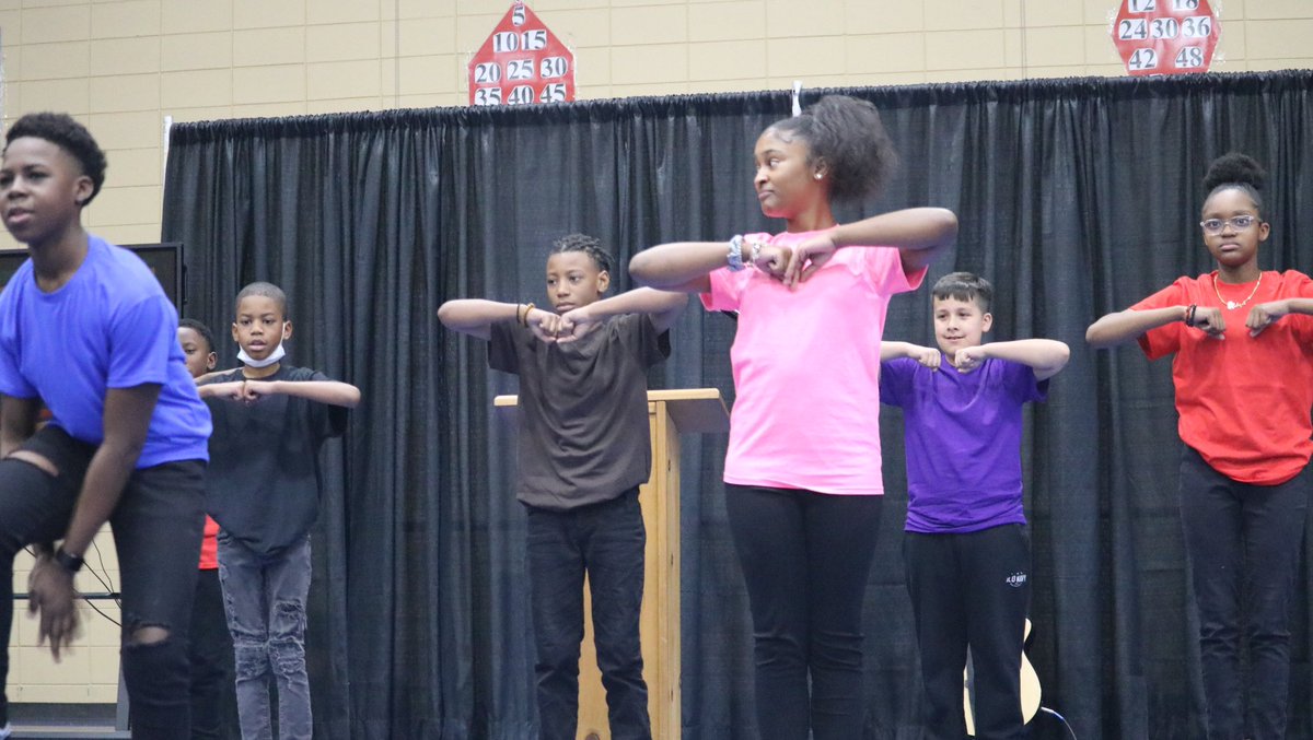 ABCooper08's tweet photo. Black History Program @FultondaleElem @JEFCOED https://t.co/6juu06V3rj