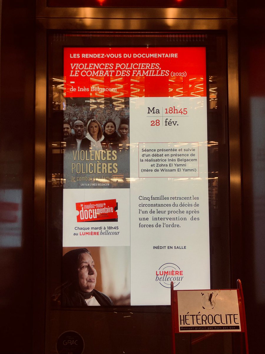 .@StreetPress à Lyon ✌️
On me murmure dans l'oreillette que les copains de <a href="/Kiblind/">Kiblind Magazine</a> <a href="/Rue89Lyon/">Rue89Lyon</a> et <a href="/hotel71lyon/">Hôtel 71</a> sont aussi dans la place 💙