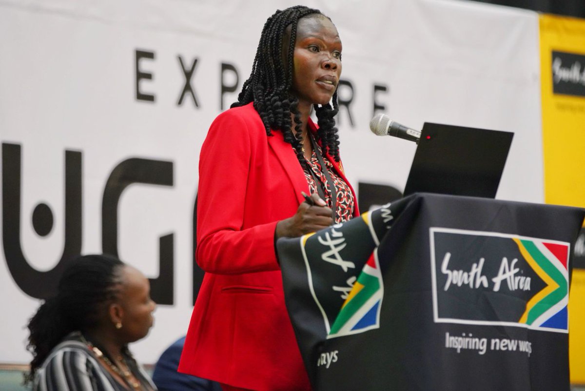 Evelyn AnitE tweet media