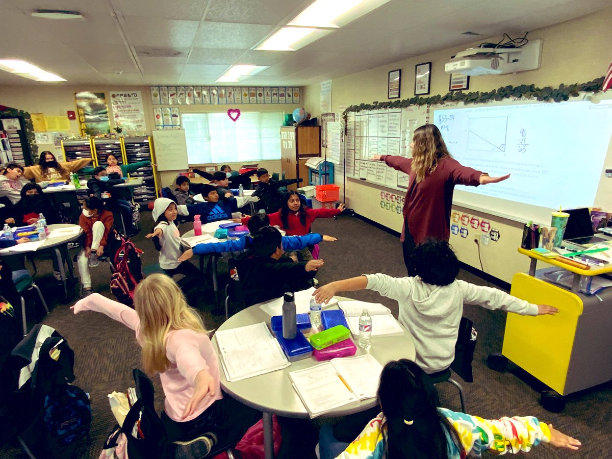 zjgalvan's tweet photo. #PowerfulStart on this Tuesday in GUSD visiting our bold, brilliant &amp; beautiful scholars as the demonstrate how smart they are in EVERYTHING they do!💙🫶🏽💚#ALLmeansALL @ms_pantaleon @verodher @VillagomezMyra @VistaVerdeGrizz @CCES_GUSD @LCortezGUSD @CALSAfamilia https://t.co/iZ4Tx0IhJ3