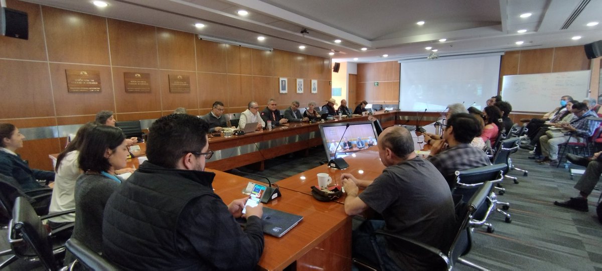 uamcuajimalpa's tweet photo. #EnVivo
Conoce el Laboratorio Ciudades en Transición. #LabCit 

Sigue el relanzamiento y primera sesión  en: https://t.co/kC7HiHbdPP https://t.co/WpXrPysLRp