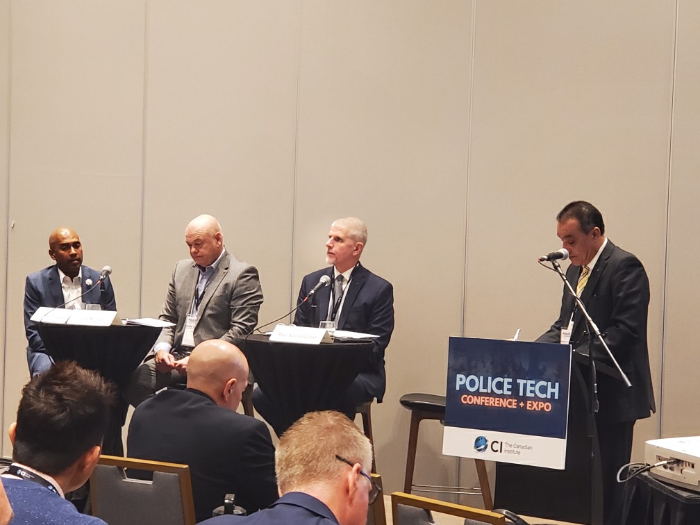 CobourgPolice's tweet image. Today,@ChiefVandeGraaf joined @ChiefNish, @DMMcFee &amp;amp; @akaskl, for a Leaders Round Table at the #PoliceTech Conference. 
📢Reassessing the Future Role of Police Technology How can investment in tech innovations enhance operations, strengthen partnerships, &amp;amp; drive community safety?