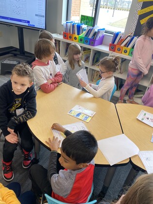 ADESRowe's tweet photo. We had fun getting to hear some 1st graders writing from Ms Chilcoat’s classroom this afternoon!  They taught us the steps for making popcorn. 🍿 @adesjmay @adeDCSD https://t.co/5aXGxABdlS