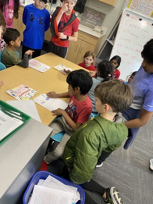 ADESRowe's tweet photo. We had fun getting to hear some 1st graders writing from Ms Chilcoat’s classroom this afternoon!  They taught us the steps for making popcorn. 🍿 @adesjmay @adeDCSD https://t.co/RKhQq7v9qw