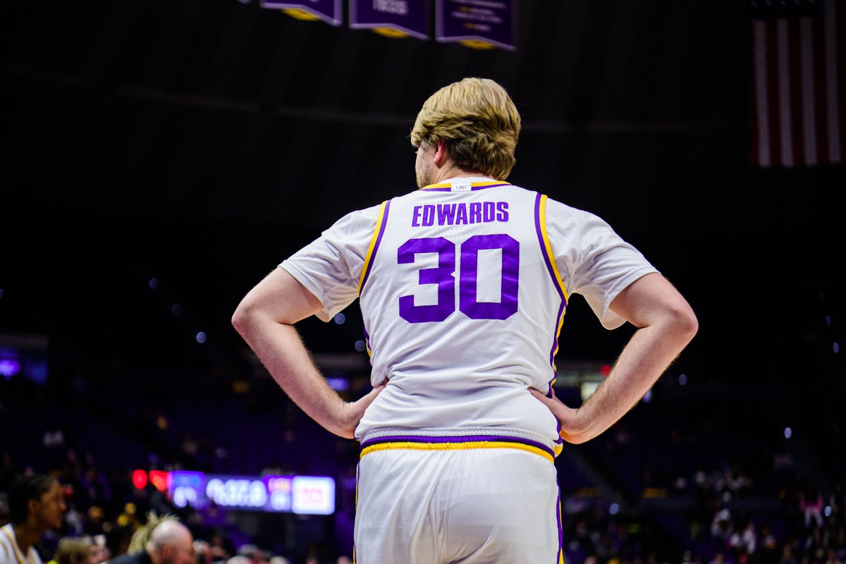 LSU Basketball tweet media