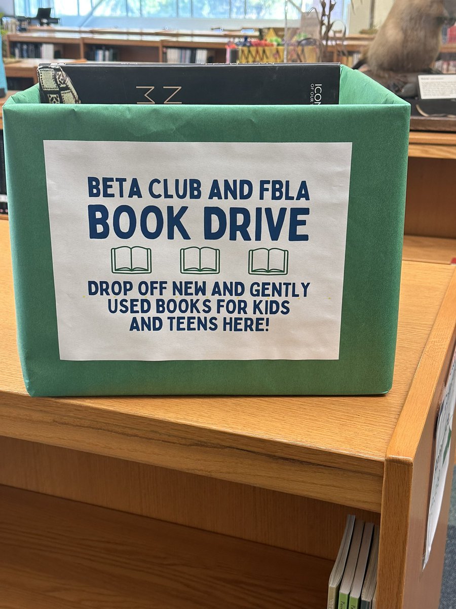 ArabiaFBLA's tweet photo. Arabia Mountain High schools annual book drive! #gafblaservicechallenge https://t.co/TGviS1G7X8