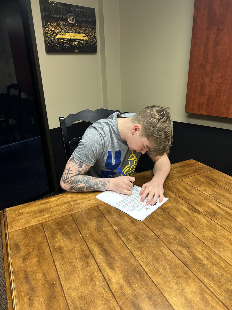 Xander Landrie tweet media