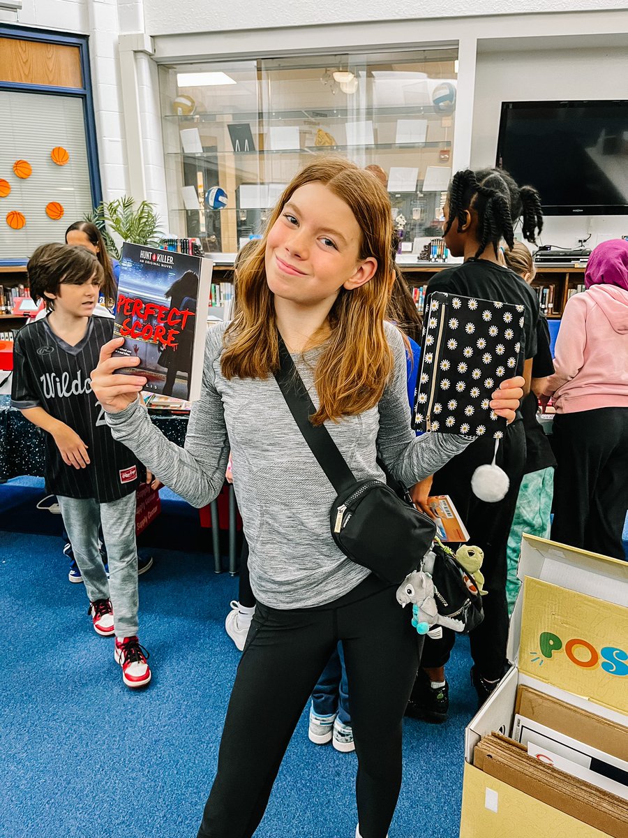 Book fair book fair BOOK FAIR!!!📚🤩 The most wonderful time of the year!