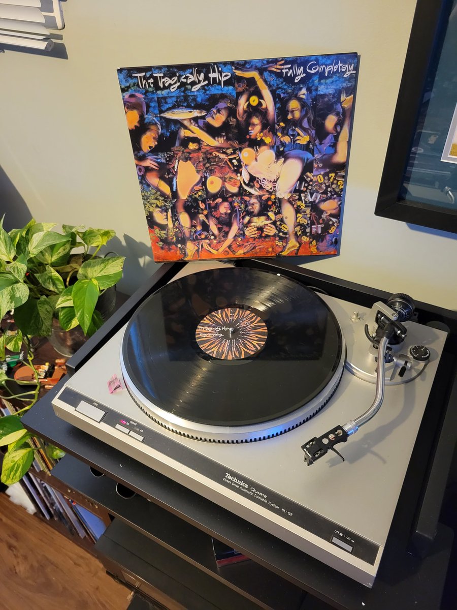 VinylHaggis's tweet photo. A little 'Wheat Kings' for my pops (aka Wheats) on his special ๐
#NowPlaying The Tragically Hip
#TheTragicallyHip #FullyCompletely #vinyl #vinylrecords #vinyljunkie #vinylcommunity #vinylcollector https://t.co/sSc8TPob1q